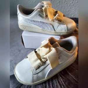 USED Toddler Puma sneakers